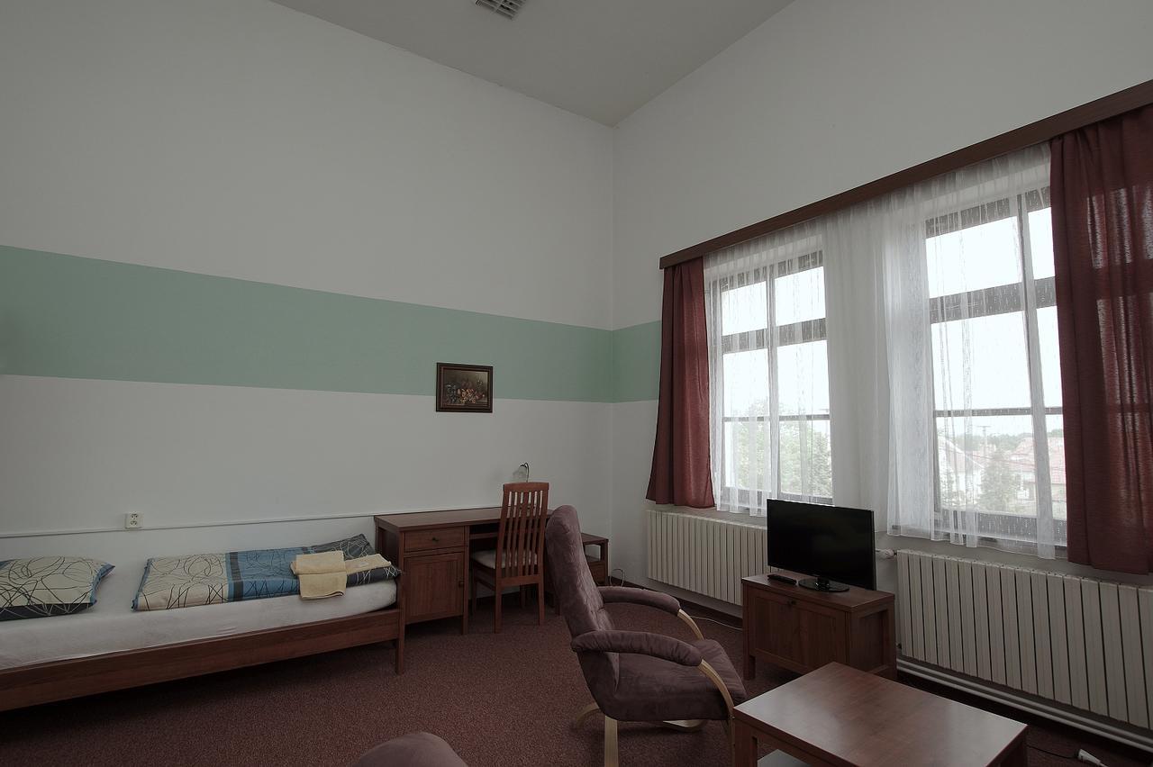 Koleje Zamecek Otel Lednice Dış mekan fotoğraf