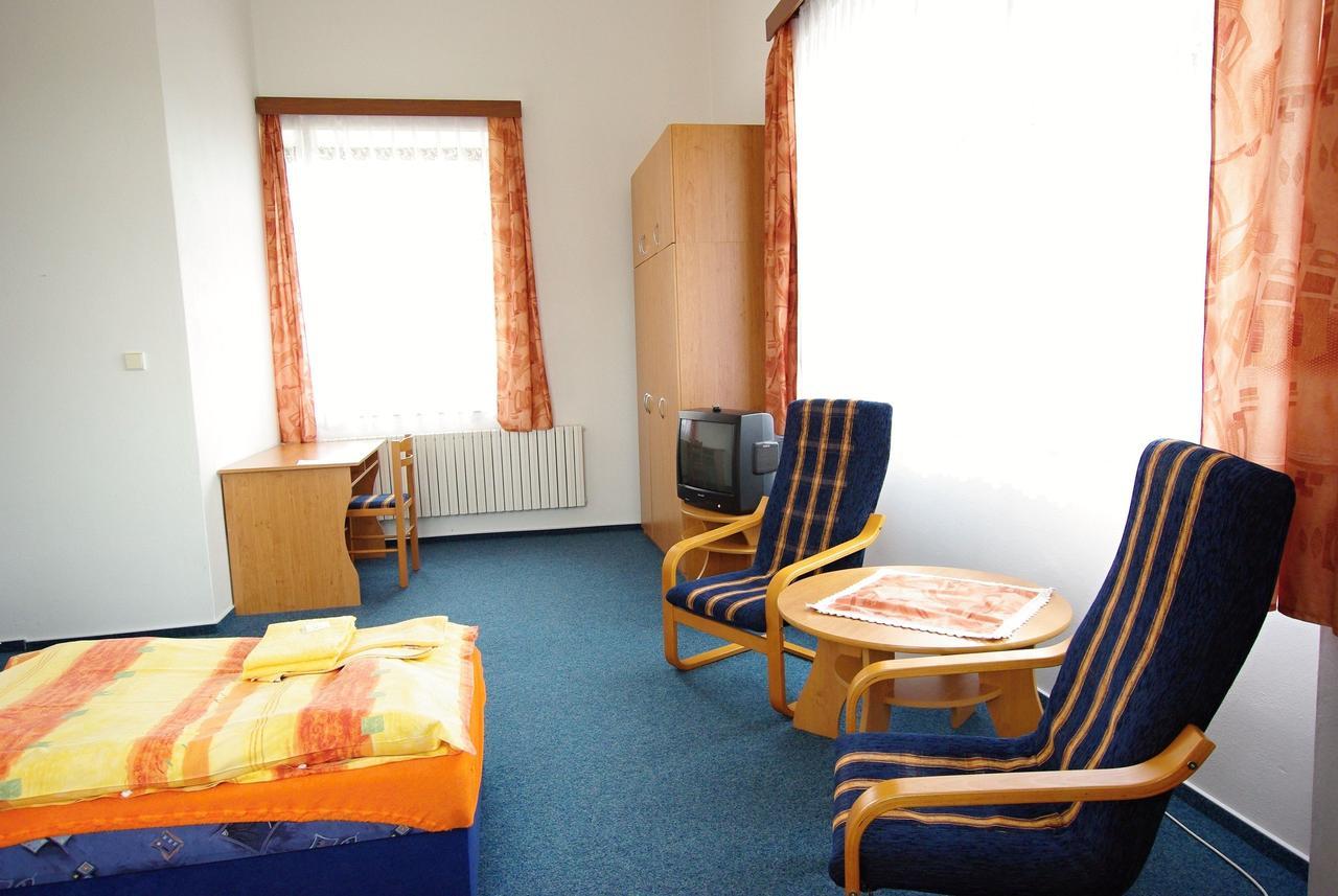 Koleje Zamecek Otel Lednice Dış mekan fotoğraf
